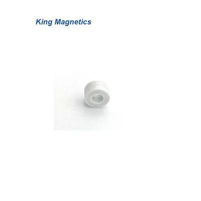 KMN986545小型の携帯電話の充電器のプラスチック ケースのNanocrystallineの円環形状の中心をEMIフィルタ